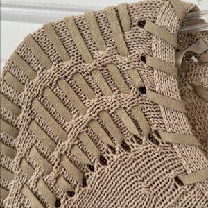 Elie Tahari Beige Knit Sweater